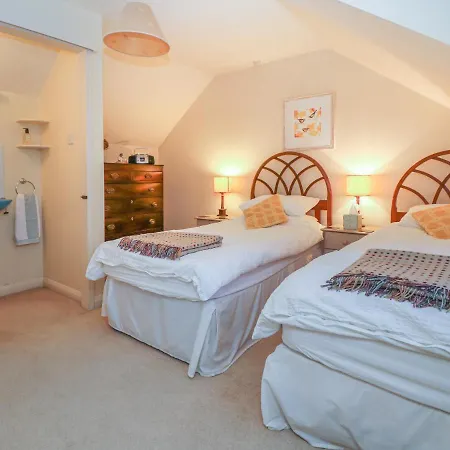 Waterside Cottage, York Holiday home