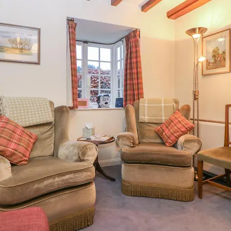 Holiday home Waterside Cottage, York *